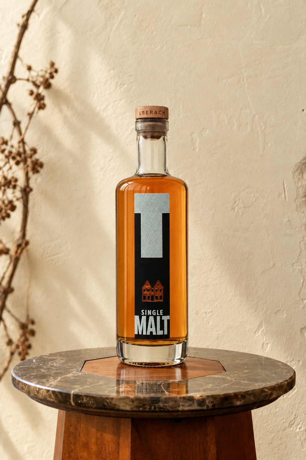Whisky Single Malt bio tourbé – Série T – Uberach Image principale du produit