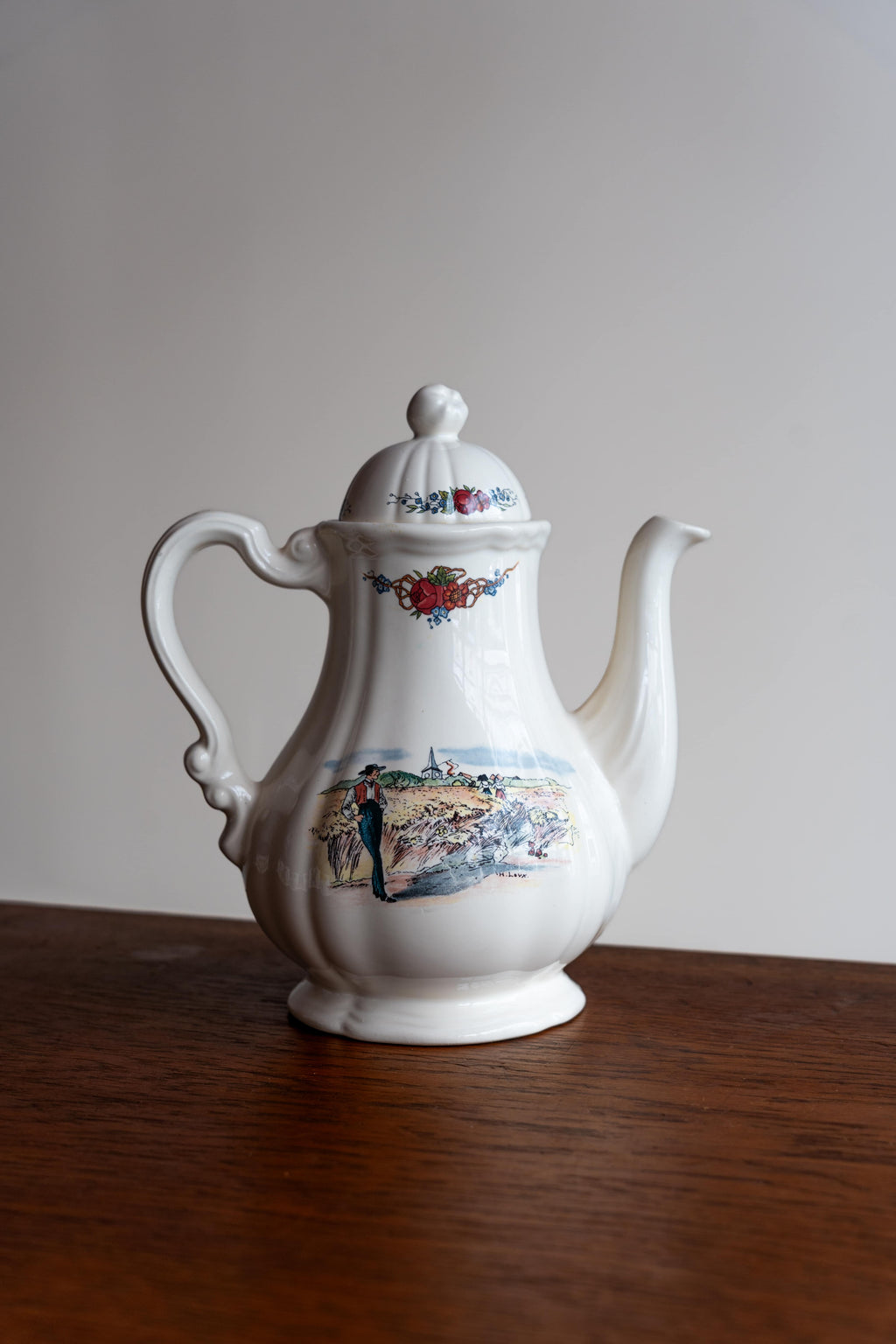 Cafetière Obernai — « La danse au village » — Henri Loux