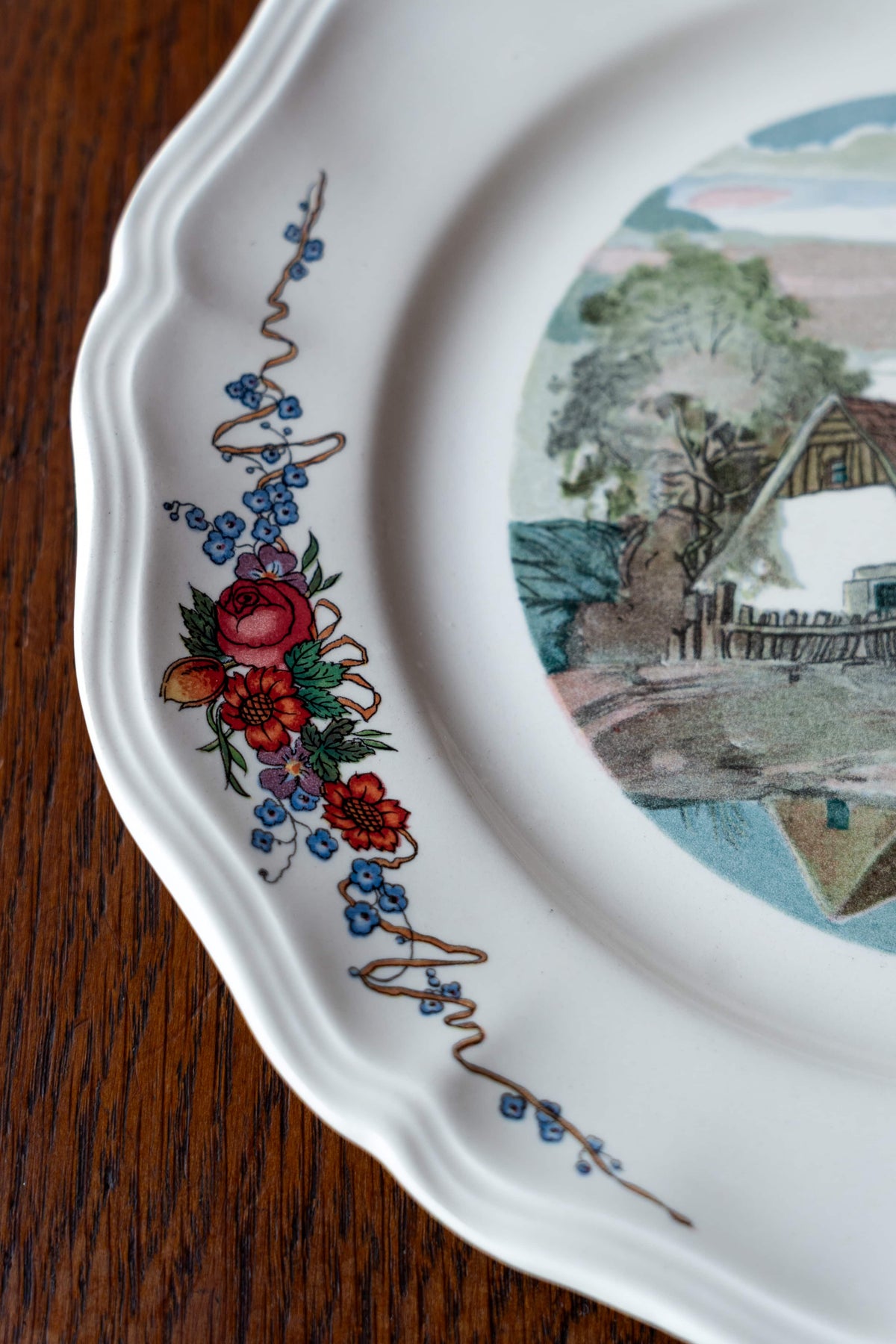 Assiette Obernai — « La grange au bord de l'eau » — Henri Loux