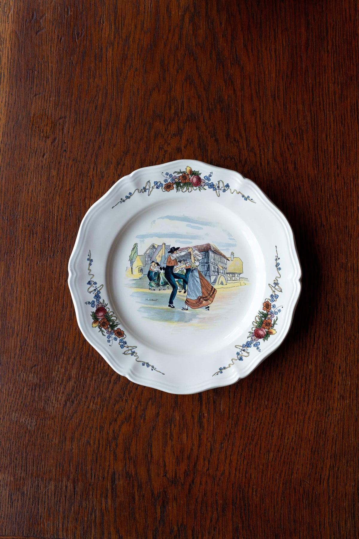 Assiette Obernai — « La danse villageoise » — Henri Loux